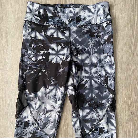 Alala Captain Ankle Tight in Palm Shadow - Picture 4 of 15